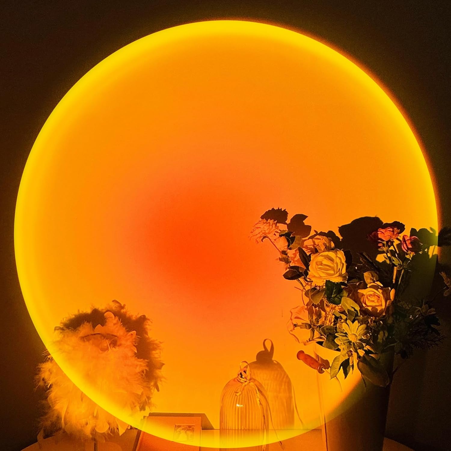 Sunset Projection Lamp – 16 color moods with a warm, dreamy glow. Adjustable, 180° rotating LED light that transforms any room into a cozy sunset vibe.